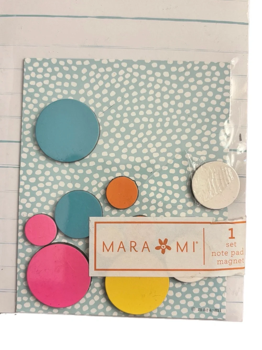 Mara Mi branded magnetic